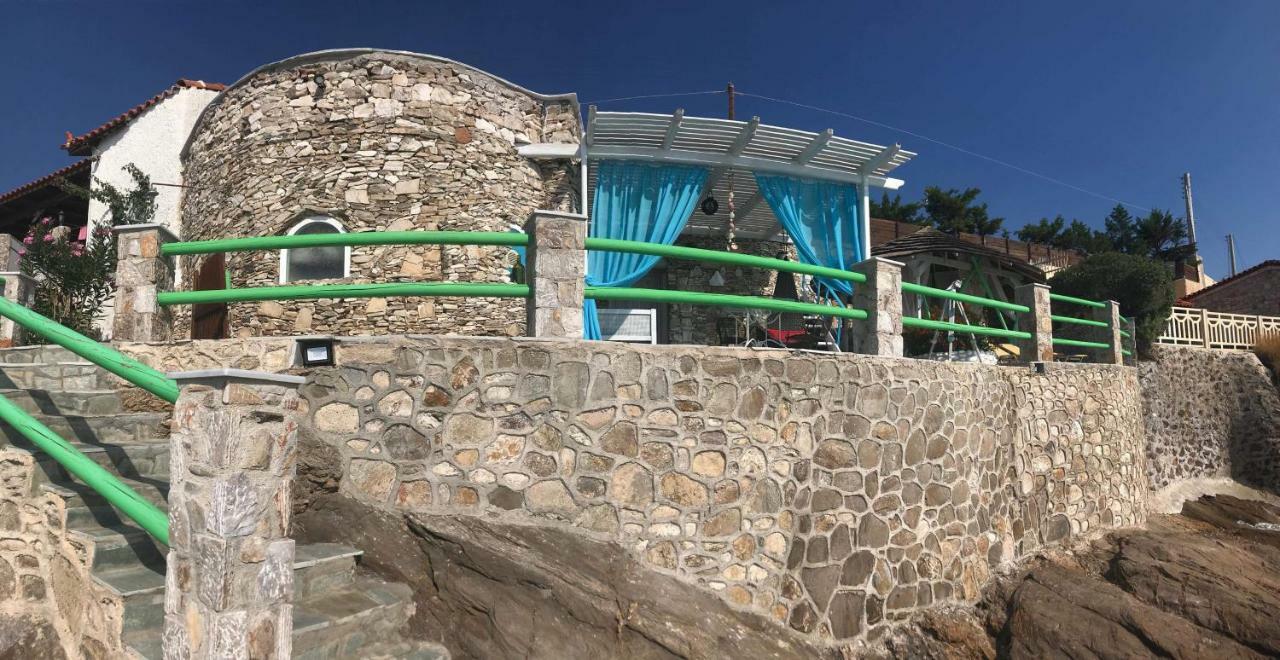 Guest House Gabriela Keratea Luaran gambar