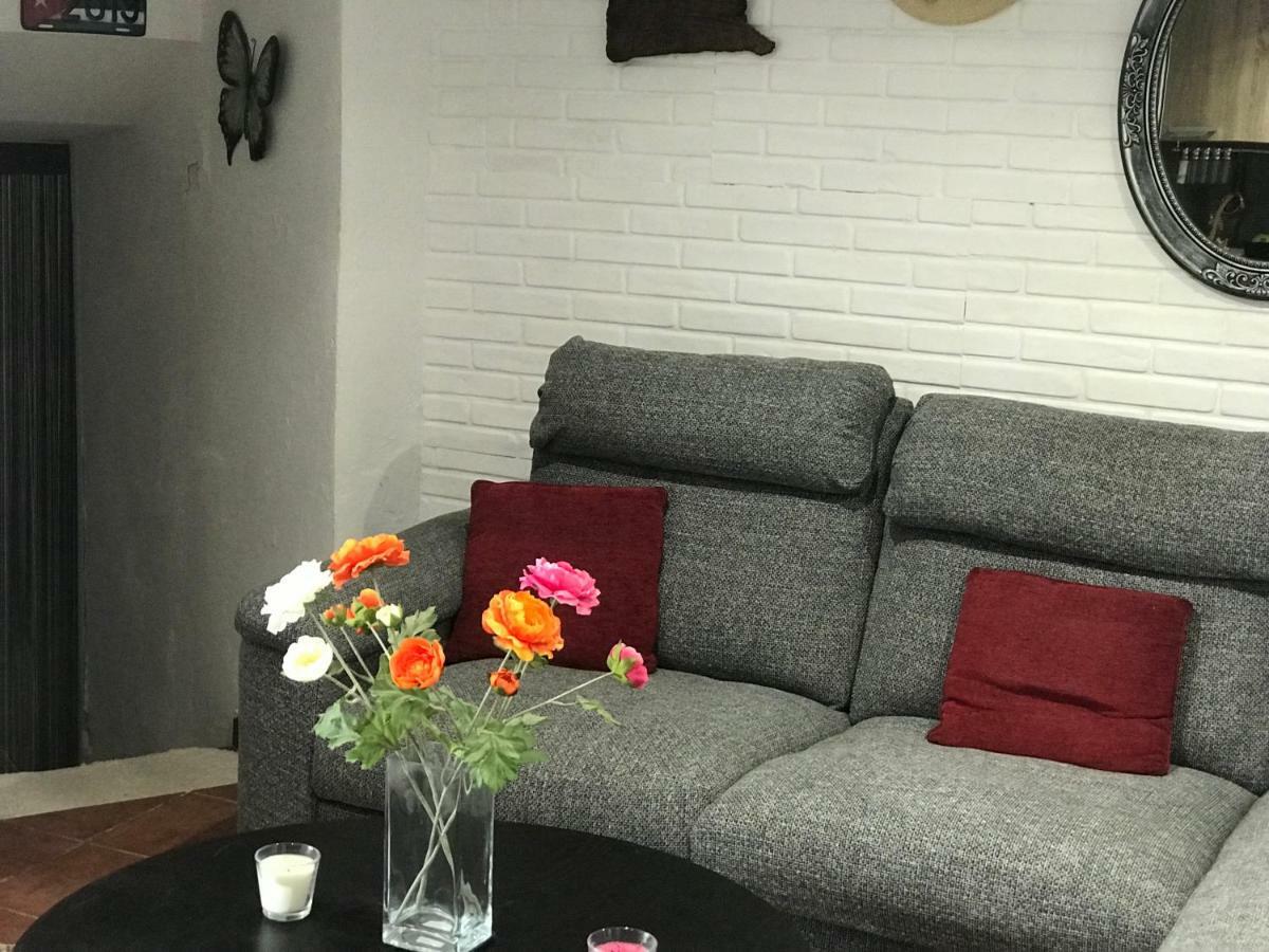 Guest House Gabriela Keratea Luaran gambar